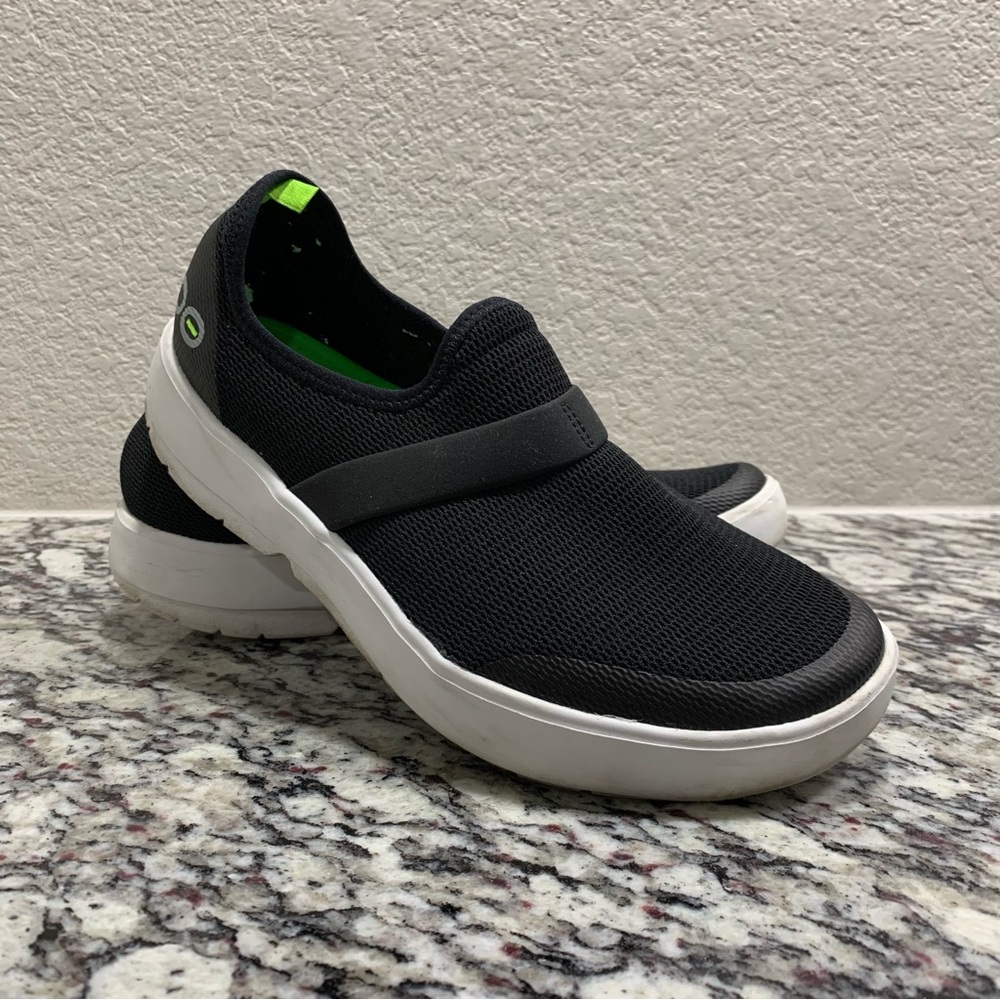 Oofos Slip On Shoe Womens 9 Oomg Eezee Low Recovery Stretch Comfort Black